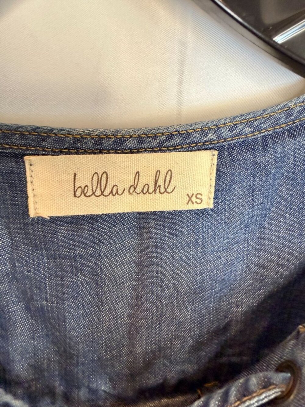 Bella Dahl tunic blouse soft chambray - Size XS - Picture 2 of 5